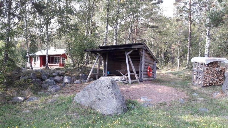 Mellangards Stugor - Foersta Stugan Foglo Exterior foto